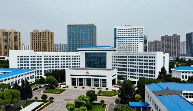 企业数字化升级中的定制软件使用与维护关键点